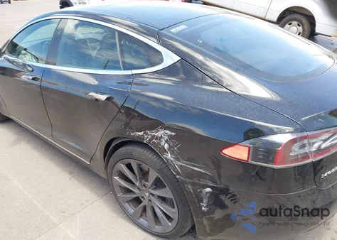 2018 Tesla Model S 100D/75D/P100D from USA, damaged, VIN 5YJSA1E26JF282895